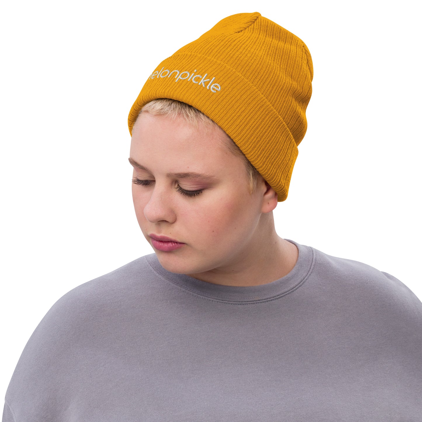 White Embroidered - Ribbed knit beanie