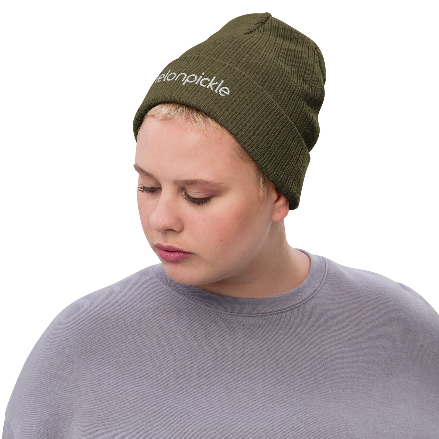 White Embroidered - Ribbed knit beanie